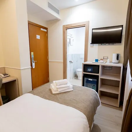 Hotel Maximus Rom